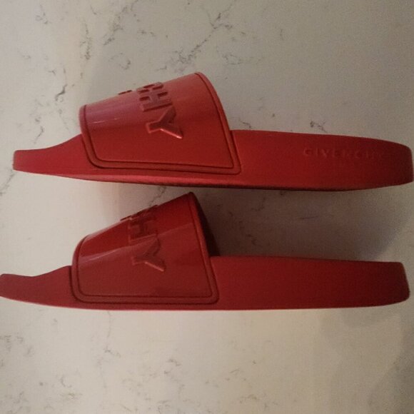 Givenchy Paris, Red Slide Flat Sandals, Authentic - Picture 4 of 11